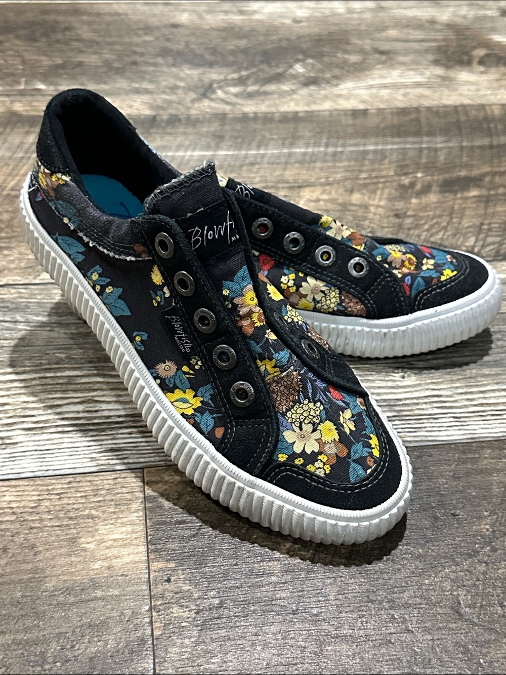 Worn Once~Blowfish Malibu Slip On Sneakers